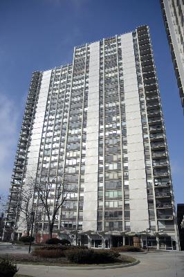 1360 N Sandburg Ter. #1701, Chicago, IL 60610