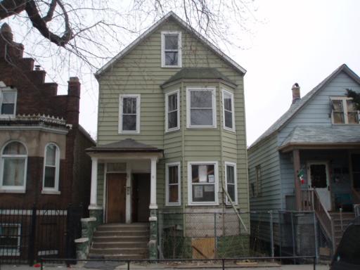 8813 S Escanaba Ave., Chicago, IL 60617