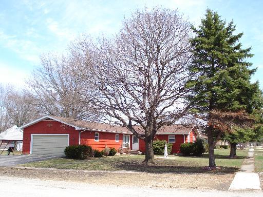 413 E Union St., Seneca, IL 61360