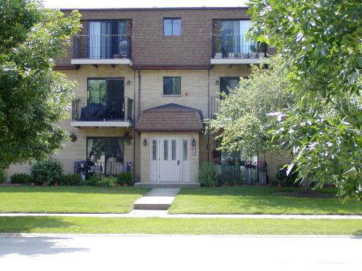 1586 Liberty Dr. #1-S, Glendale Heights, IL 60139