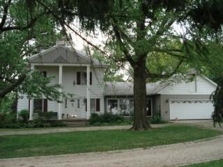 8894 Tampico Rd., Rock Falls, IL 61071