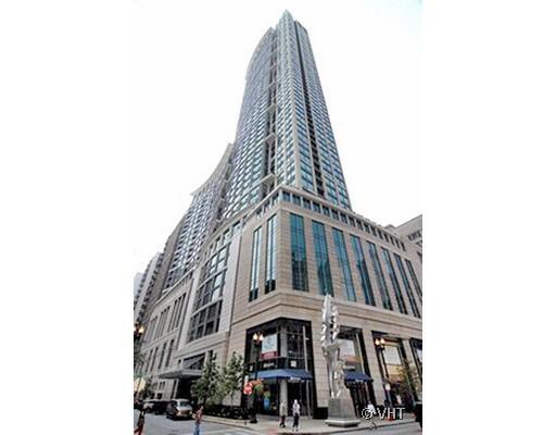 130 N Garland Ct. #4701, Chicago, IL 60602