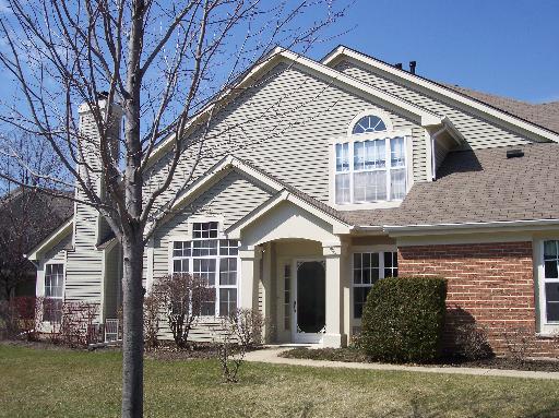30W024 Cedar Ct. #024, Warrenville, IL 60555