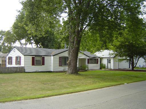 604 N Evanslawn Dr., Aurora, IL 60506