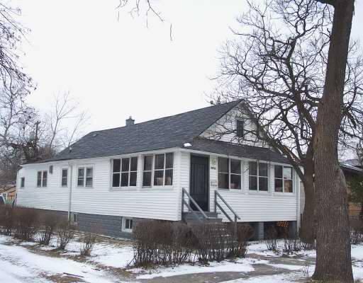 14922 Lincoln Rd., Harvey, IL 60426