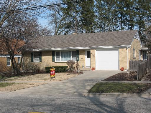 939 Duncan Ave., Elgin, IL 60120