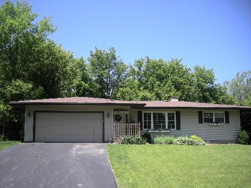 5213 N Westwood Rd., Mchenry, IL 60050