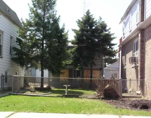 4943 W School St., Chicago, IL 60641