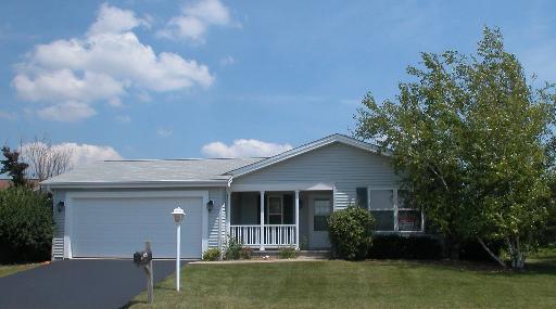 615 Filly Ln., Grayslake, IL 60030
