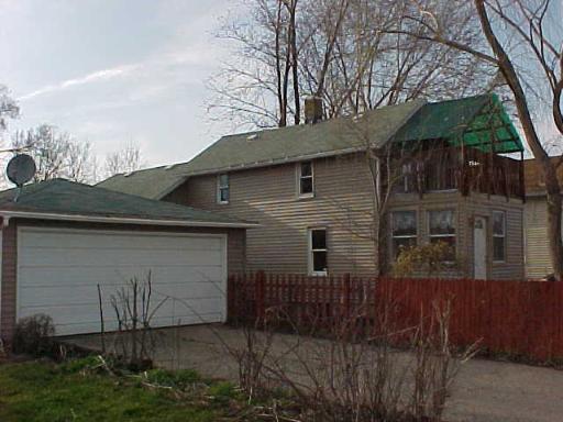 1111 Walnut St., Ottawa, IL 61350