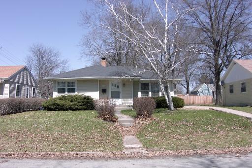 2019 Crestwood Ave., Rockford, IL 61103
