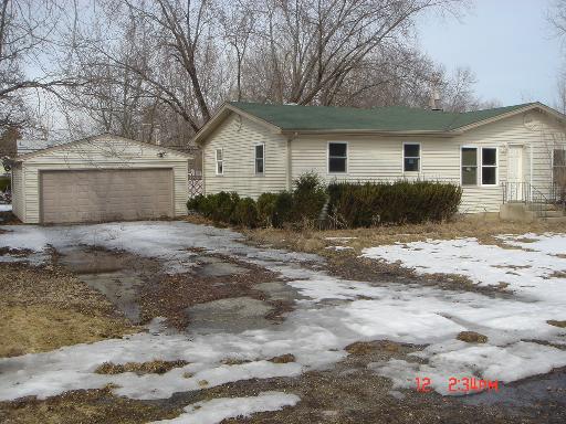 2008 N Davis Ave., Mchenry, IL 60050