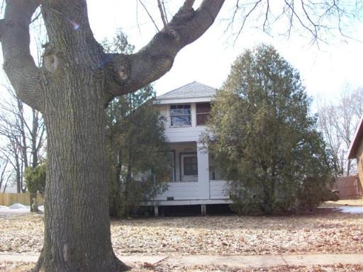 2004 Huffman Blvd., Rockford, IL 61103