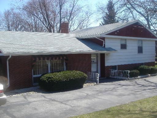 101 Racine Pl., Mundelein, IL 60060