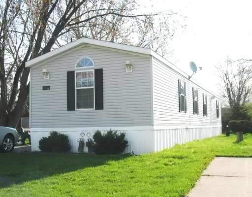 867 Victory Ln., Justice, IL 60458