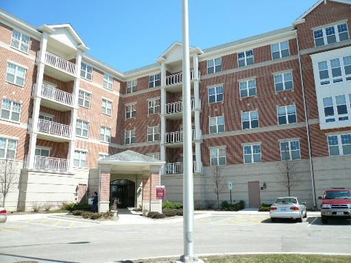 153 Pointe Dr. #110, Northbrook, IL 60062
