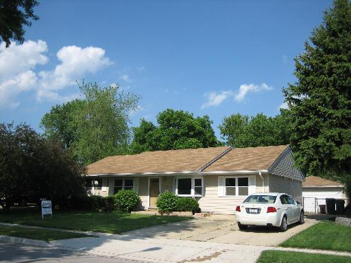 747 Rogers Rd., Romeoville, IL 60446