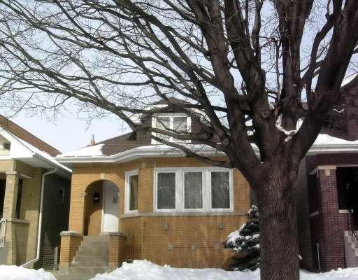 5532 W Newport Ave., Chicago, IL 60641