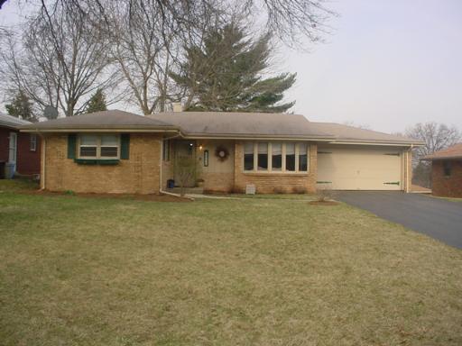 2090 Stornway Dr., Rockford, IL 61107