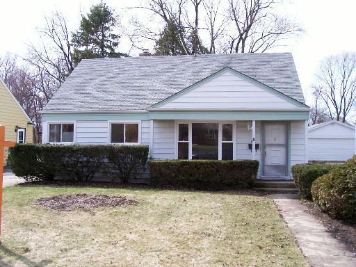 926 N Dryden Ave., Arlington Heights, IL 60004