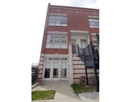 855 W Erie St. #111, Chicago, IL 60622