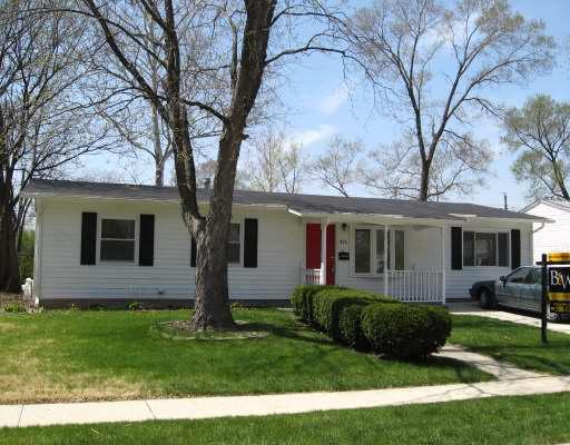 426 Camden Ave., Romeoville, IL 60446