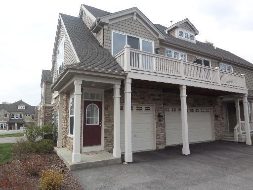 405 Lake Ave. #B, Wauconda, IL 60084