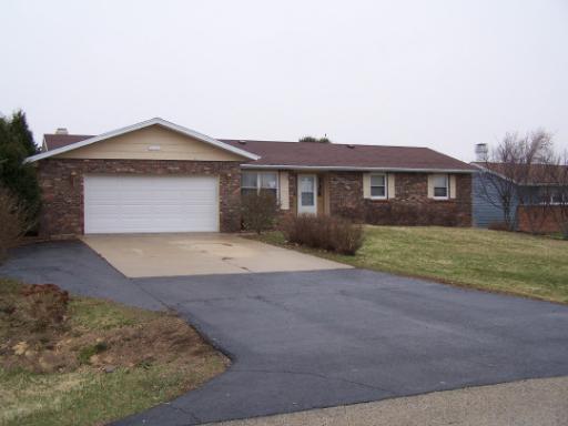 2732 N Indian Heights, Oregon, IL 61061