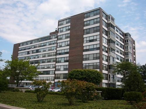 1616 Sheridan Rd. #3G, Wilmette, IL 60091