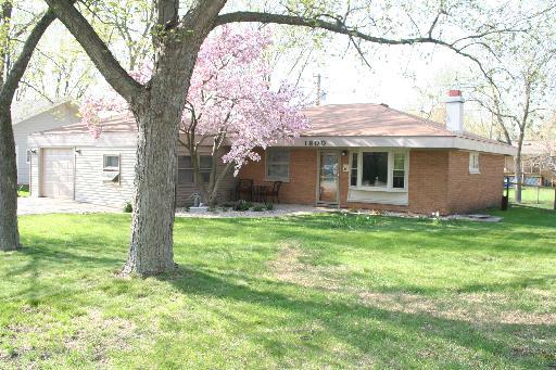 1800 E North St., Morris, IL 60450