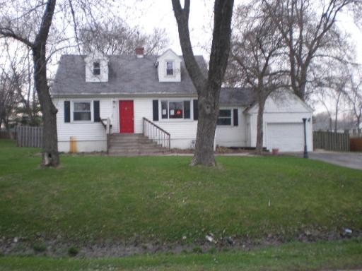 2N564 Amy Ave., Glen Ellyn, IL 60137