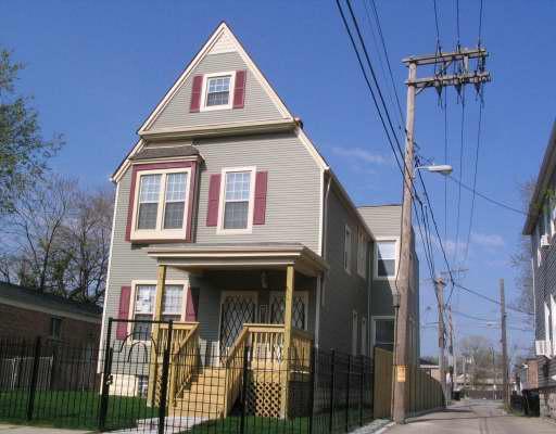 8716 S Emerald Ave., Chicago, IL 60620