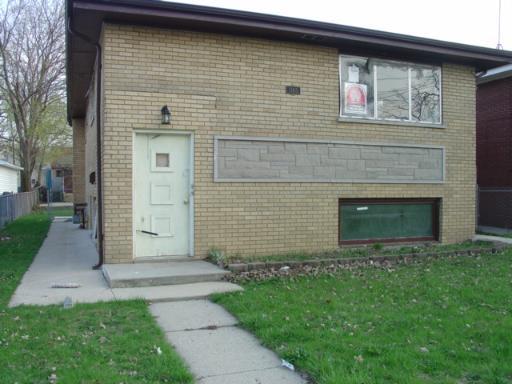 1105 Indian Ave., Aurora, IL 60505