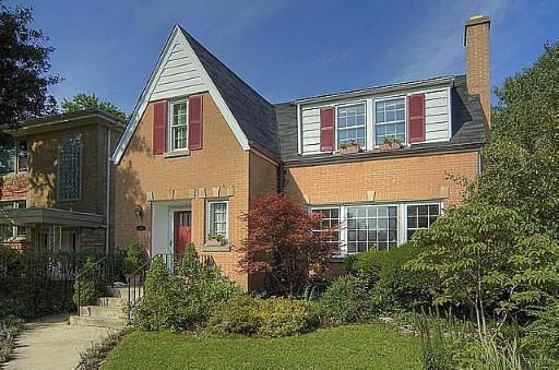 646 Asbury Ave., Evanston, IL 60202