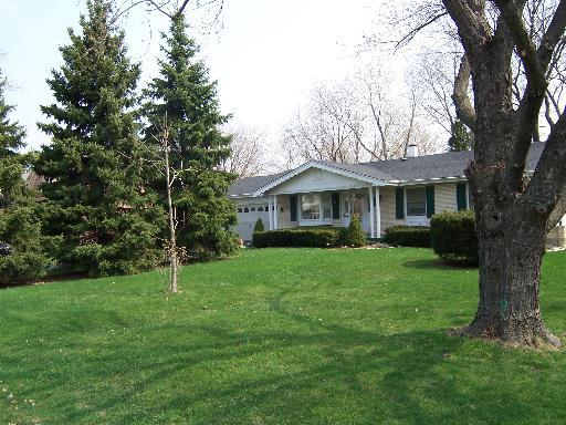 6725 Clarendon Hills Rd., Darien, IL 60561