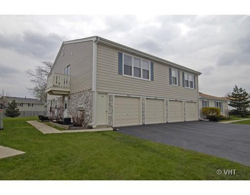 1065 Hampton Harbor, Schaumburg, IL 60193