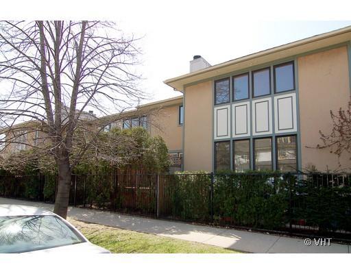 4555 N Hermitage Ave. #3, Chicago, IL 60640