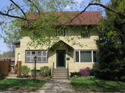 953 Taylor St., Joliet, IL 60435