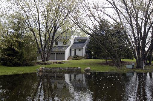 26231 N Willow Rd., Barrington, IL 60010