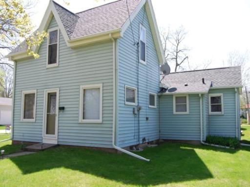 510 S 2nd St., Oregon, IL 61061