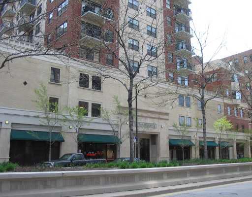 1529 S State St. #TH3, Chicago, IL 60605