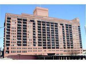 165 N Canal St. #1304, Chicago, IL 60606
