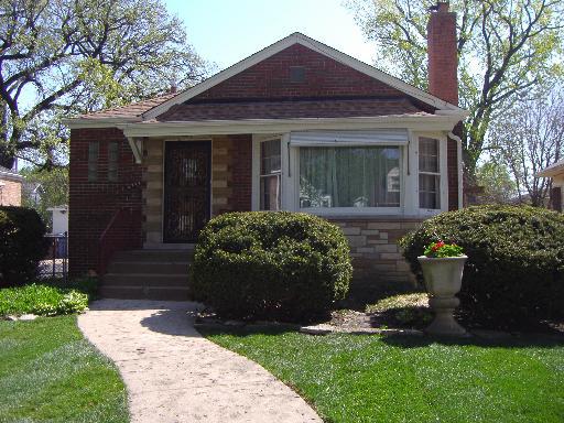 9723 S Charles St., Chicago, IL 60643