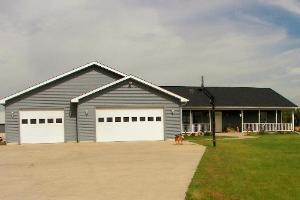 4287 E 2351 Rd., Somonauk, IL 60552