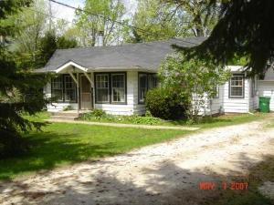 14 N Lake Ave., Third Lake, IL 60030