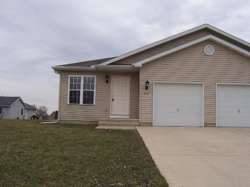 915 Colorado Ave. #2, Marseilles, IL 61341