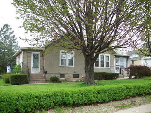 403 Sixth St., Peru, IL 61354