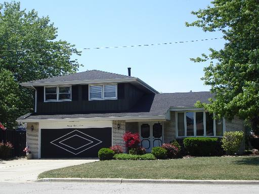 7907 W 74th Pl., Bridgeview, IL 60455