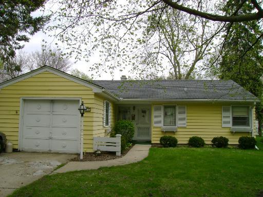 210 S Elmwood Dr., Aurora, IL 60506