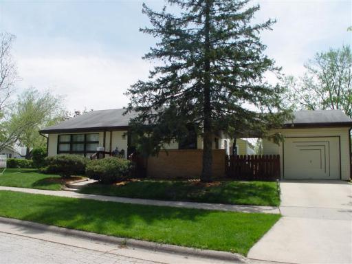3911 Warren Blvd., Rockford, IL 61108